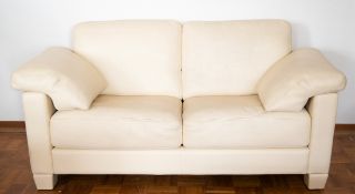Sofa, de Sede DS17, elfenbeinfarbenes Leder, Zweisitzer, frei stellbar, aufgelegte Kissen, 83x172x8
