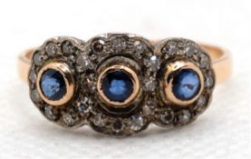 Ring, GG 750, 3 blaue Saphire 0,45 ct., Brillanten von 0,35 ct. in Silberfassung, RG 55, Innendurch