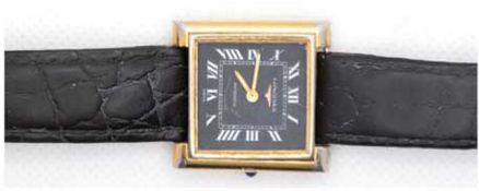 Armbanduhr "Longines" Automatik, Swiss, vergoldet, quadratisches schwarzes Zifferblatt mit römische