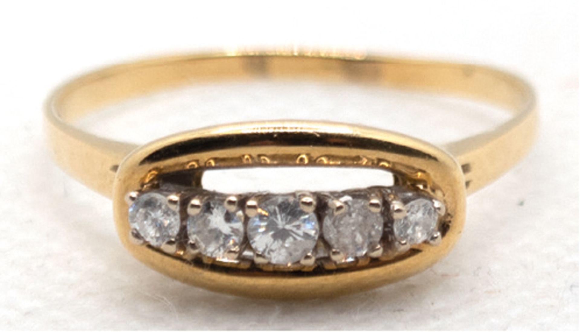 Ring, GG 585, 2,7 g, 5 Brillanten zus.  0,26 ct. punziert, RG 60, Innendurchmesser 19,5 mm