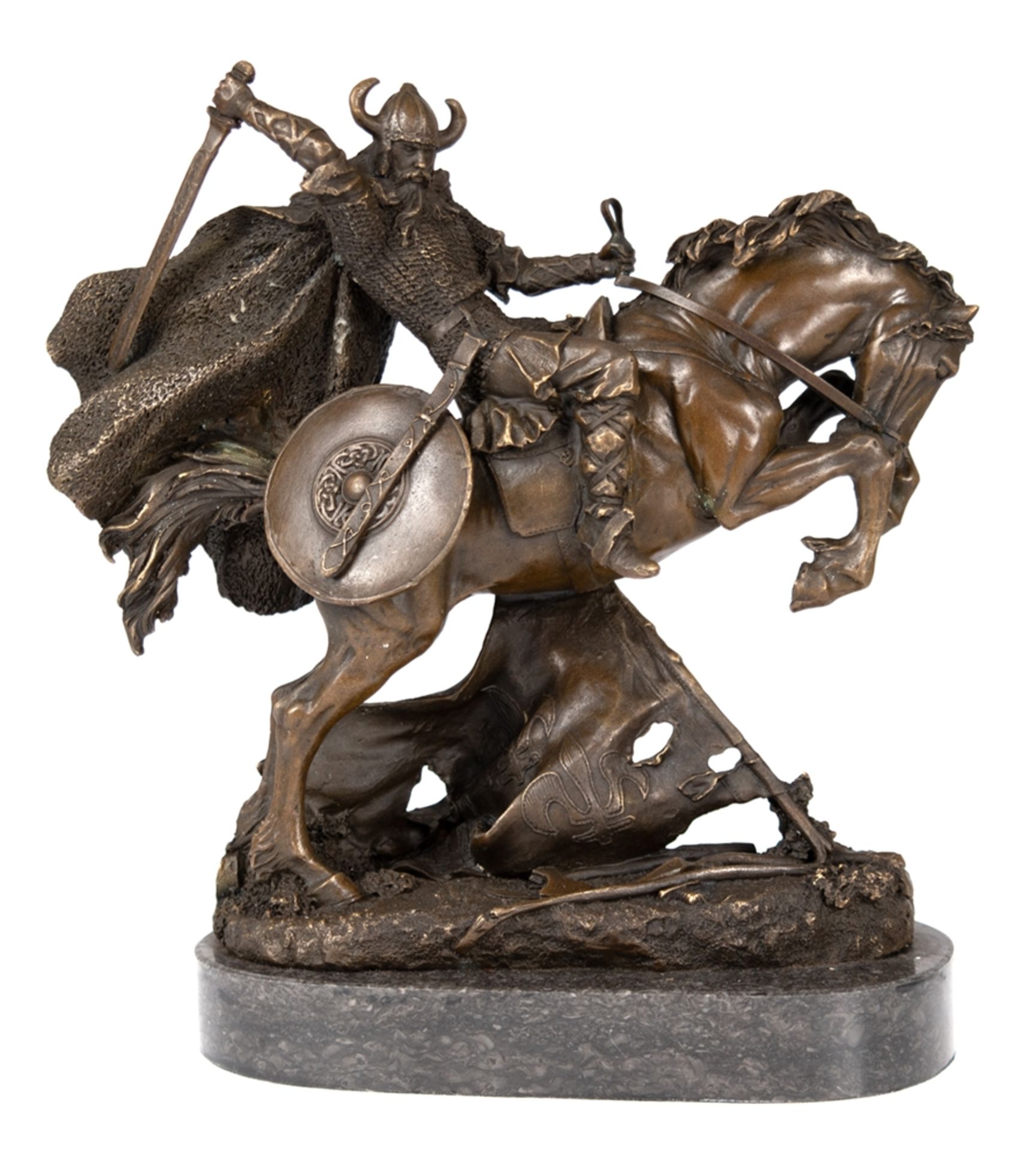 Bronze-Figur "Kämpfender Wickinger zu Pferde", Nachguß, braun patiniert, bez. "Kamoko", auf ovaler