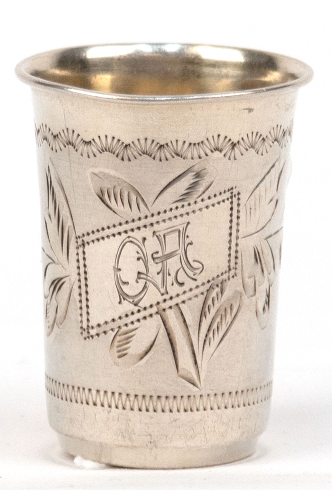 Schnapsbecher, 84 Zol./875er Silber, Rußland, umgeschlagener Rand, floral ziseliert , mit Monogramm