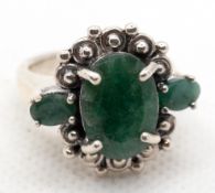 Ring mit 1 großem Smaragd 1,4 x 1,0 cm und 2 kleineren Smaragden, 925er Silber, 10,8 g, RG 54, Inne
