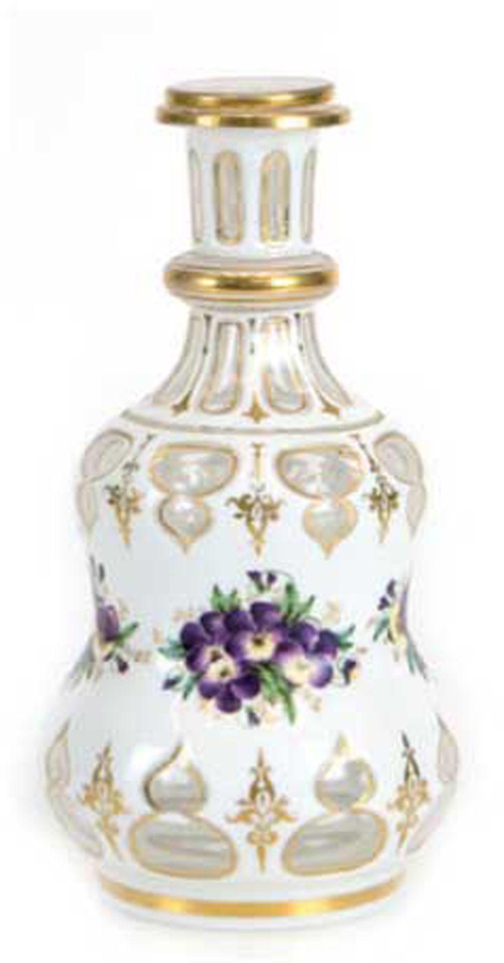 Biedermeier-Karaffe, farbloses Glas mit farbigem Emaildekor und Goldstaffage, H. 21 cm