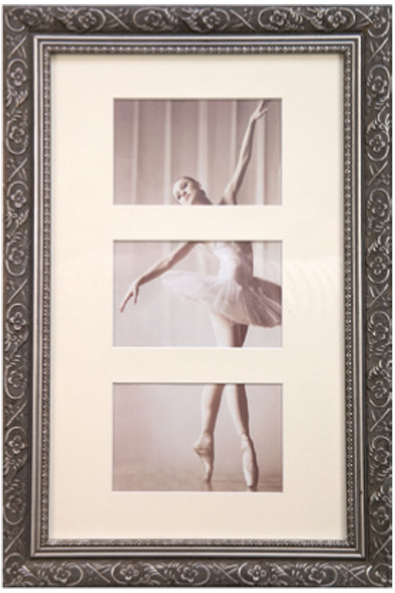 "Ballett-Tänzerin", Fotografie, 33,5x14 cm, im 3-geteilten Passepartout hinter Glas und Rahmen