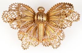 Brosche "Schmetterling", 800er Silber vergoldet, filigran durchbrochen gearbeitet, 2,7x4,4 cm