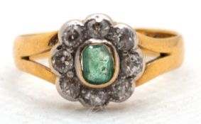 Smaragd-Diamant-Ring, 750er GG/ WG, Smaragd beschädigt, Ges.-Gew. 2,35 g, RG 47