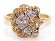 Brillant-Ring, 750er GG/WG, floral gestalteter Ringkopf besetzt mit 46 Brillanten von zus. ca. 0,46