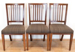 3 Stühle, England 19. Jh., Mahagoni, vertikal versproßte Rückenlehne, 89x46x48 cm