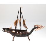 Asiatisches Drachenboot, Horn geschnitzt, H. 18,5 cm, L. 24 cm