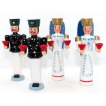 4 Weihnachtsfiguren aus dem Erzgebirge, 2x Leuchterengel und 2x Bergmann, 1980er Jahre, Holz handbe