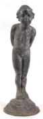 Art-Deco-Gartenfigur "Jüngling mit auf dem Rücken verschränkten Armen", Blei, kl. Riße am Fuß und a