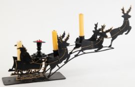Kerzenhalter "Weihnachtsmannschlitten mit Rentieren", Metall geschwärzt, 3-kerzig, 31x60x12 cm