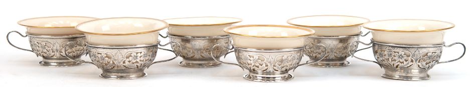6  Teetassen, Sterling-Silber, floral durchbrochen, mit 2 Henkeln, 1x Stand gedellt, elfenbeinfarbe