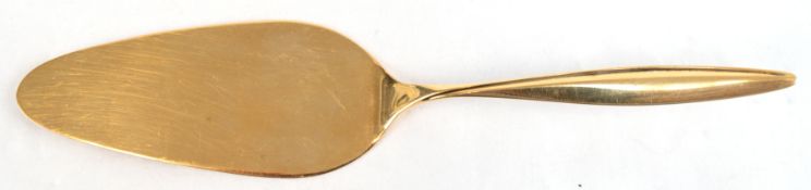 Tortenheber, WMF, 800er Silber vergoldet, Griff mit seitlichem Rillendekor, 65 g, L. 23,5 cm