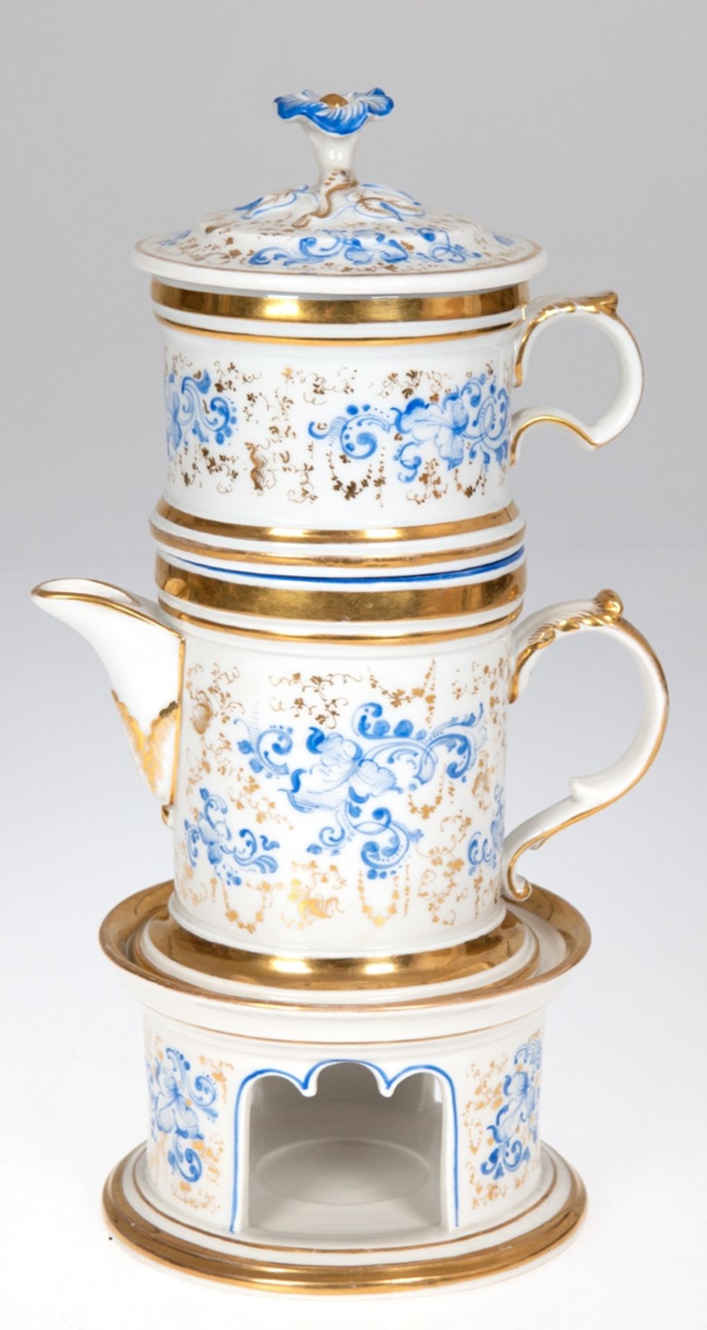 Biedermeier-Teekännchen auf Stövchen mit Deckelsiebaufsatz (Siebboden mit Haarrissen), Schumann Por