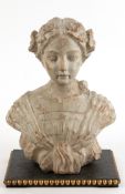 Figur "Frauenbüste", Steinguß, hell gefaßt, bez. "M.L. Carven-Paris", auf Natursteinplinthe, 44x32x