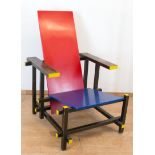 Armlehnstuhl, Gerrit Thomas Rietveld Design, Holz mehrfarbig gefaßt, Gebrauchspuren, 88x66x80 cm