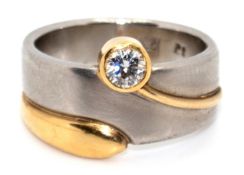 Ring, 950er Platin/750er GG, besetzt mit Brillant von 0,2 ct., TW/if, Juwelieranfertigung mit Zerti