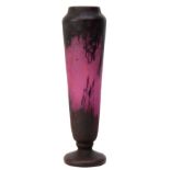 Vase, Daum Nancy, Marke 1904-1914, farbloses Überfanglas mit violetten und dunkelvioletten Einschm