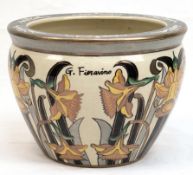Übertopf, Keramik, mit floraler Bemalung im Jugendstil, signiert "G. Fieravino", H. 19,5 cm, Innen-