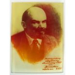"Lenin-Porträt", in Glasplatte, Geschenk von Donezk an Magdeburg, 22,5x16,5 cm