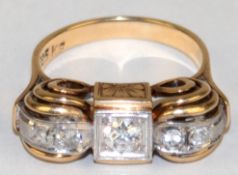 Ring, 585er GG/WG, besetzt mit 5 Altschliff-Brillanten von zus. ca. 0,50 ct., ges. 5,71 g, RG 51,5