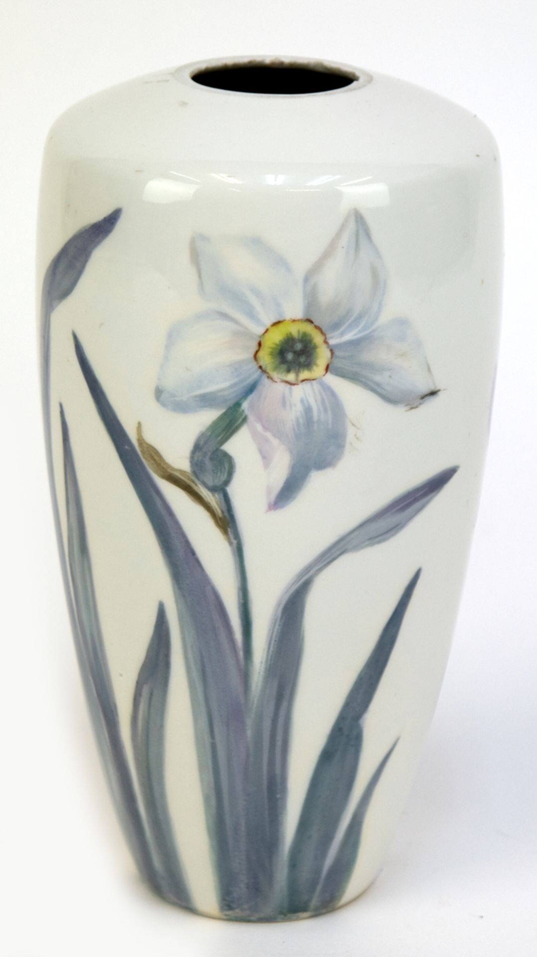 KPM-Vase, umlaufende Narzissenmalerei, Rand best., blaue Zeptermarke mit Schleifstrich, H. 19,5 cm