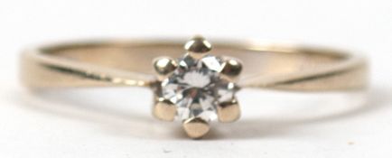 Ring, 585er GG, besetzt mit 1 Brillant von 0,16 ct. (punziert) in Krappenfassung, ges. 3,24 g, RG 5