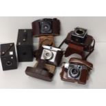 Vintage camera ware lot comprising: Shipping Group (A).