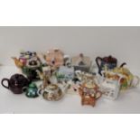 Selection of collectable tea pots including SJB Brown Betty. Collection only.