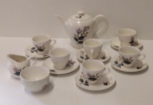 Alfred Meakin 6-setting tea set. Collection only.