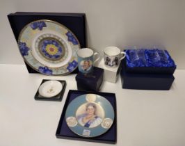 Royal Worcester collectable items in presentation boxes. Shipping Group (A).