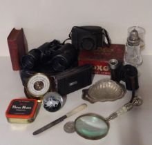 A good selection of assorted collectables. Shipping Group (A).