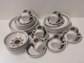 Vintage Bilton 6-setting dinner service. Collection only.