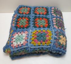 Large vintage crochet blanket. Shipping Group (A).
