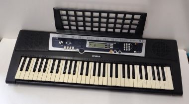 Yamaha electric organ in good working order. Collection only.