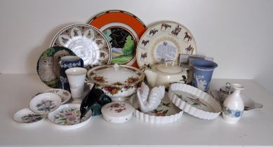 Large amount of chinaware including Royal Albert. Collection only.