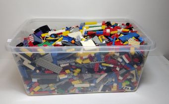 Assorted Lego, approx 13kg. Shipping Group (B).