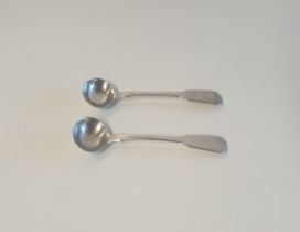 Pair of silver salt ladles, hallmark for 1819 William Eley & William Fearn. Shipping Group (A).