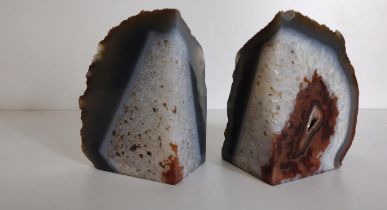 2 cross section pieces of agate. Collection only.