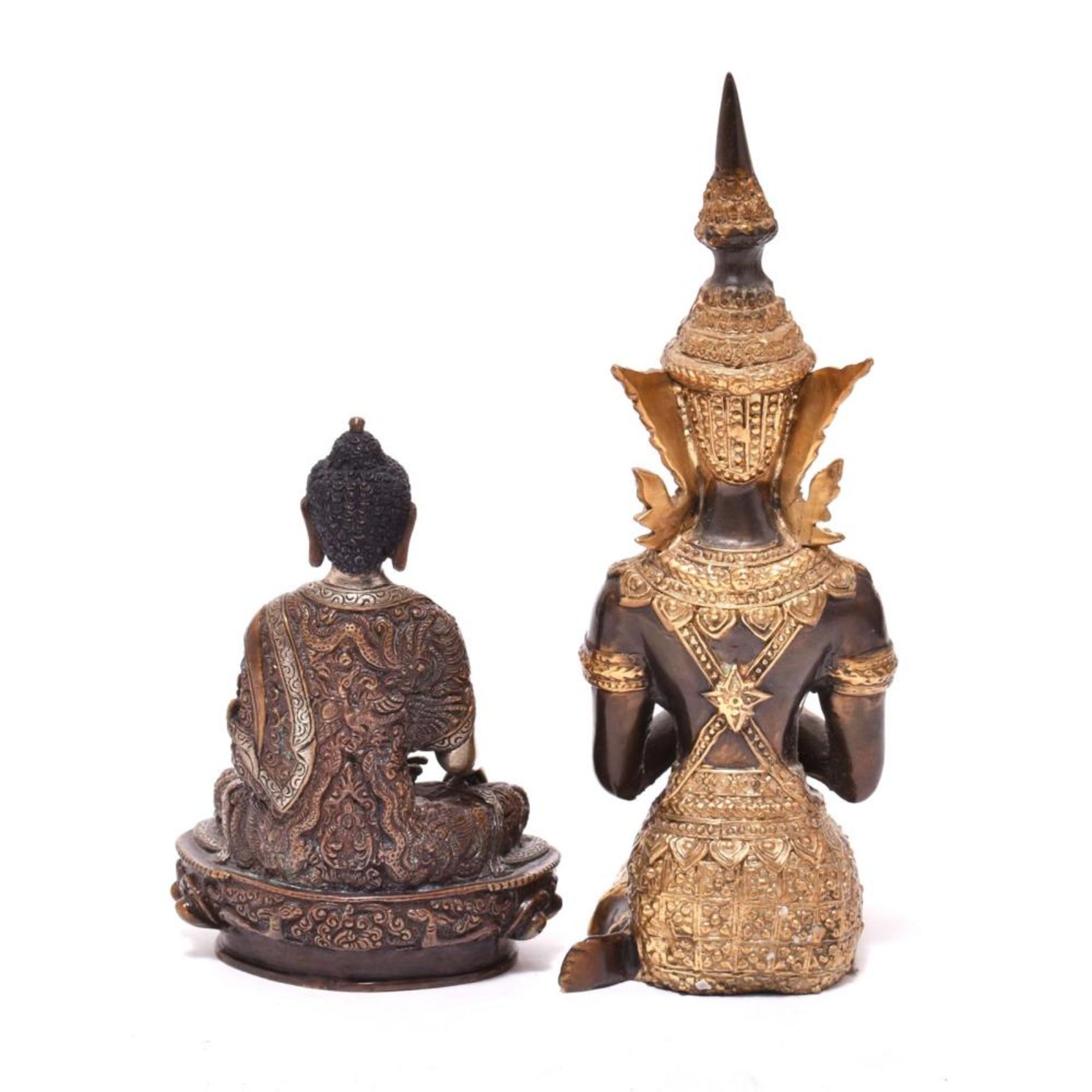 Sitzender Buddha / Tempelwächter. Wohl Tibet bzw. Thailand | Bronze, tlw. dunkel patiniert. - Image 2 of 3
