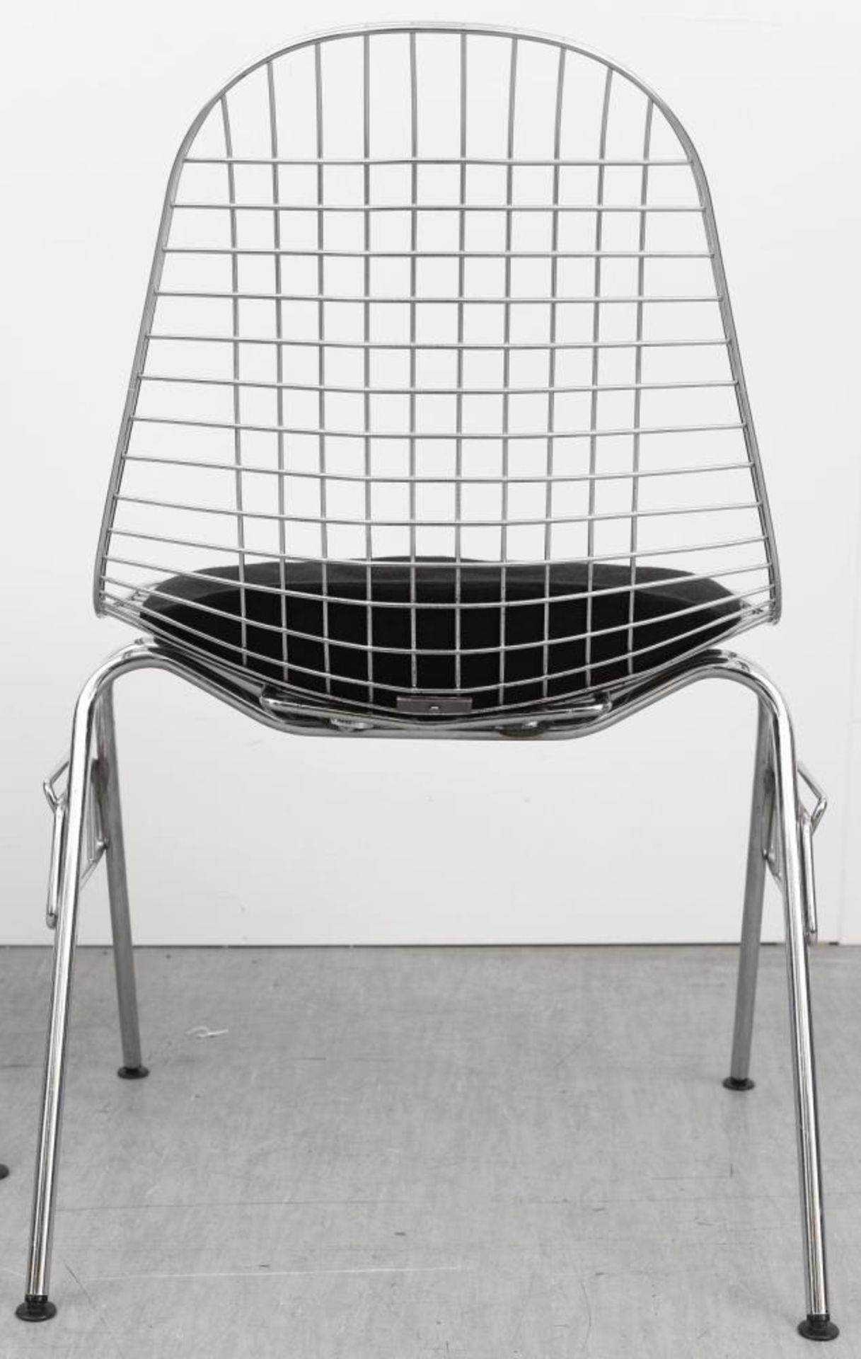 Ein Paar Wire Chairs DSS-N. Charles & Ray Eames (Entwurf), 20. Jh. | Metallgestell, Sitzauflage m... - Image 2 of 2