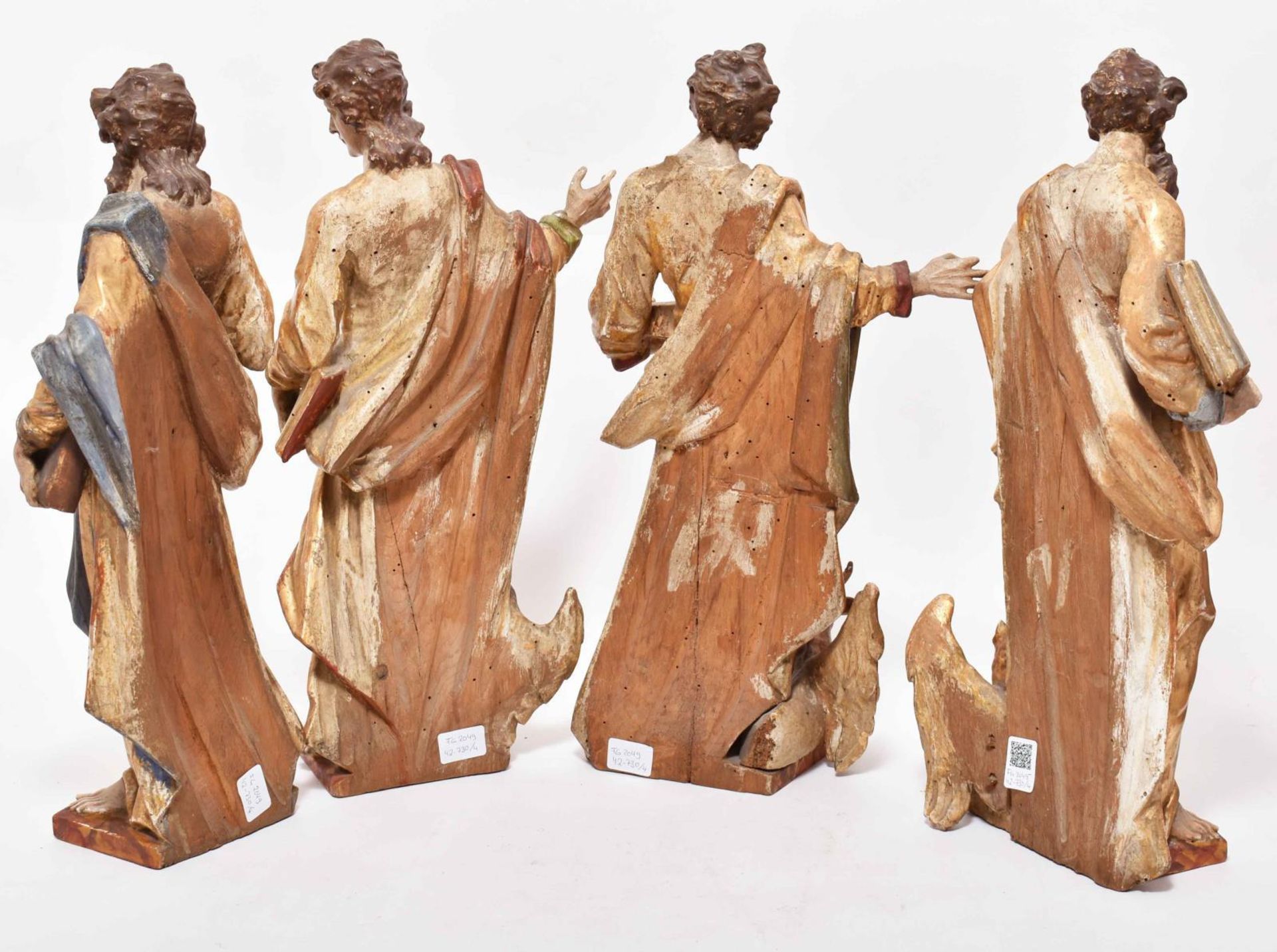 Die vier Evangelisten. Süddeutschland, 19. Jh. | Holz, geschnitzt, Farb- und Goldfassungen. - Bild 2 aus 2