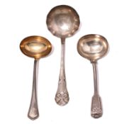 Drei kleine Schöpflöffel. London 1839/40 / Kopenhagen, 1920 / Deutschland, 19./20. Jh. | Silber,...