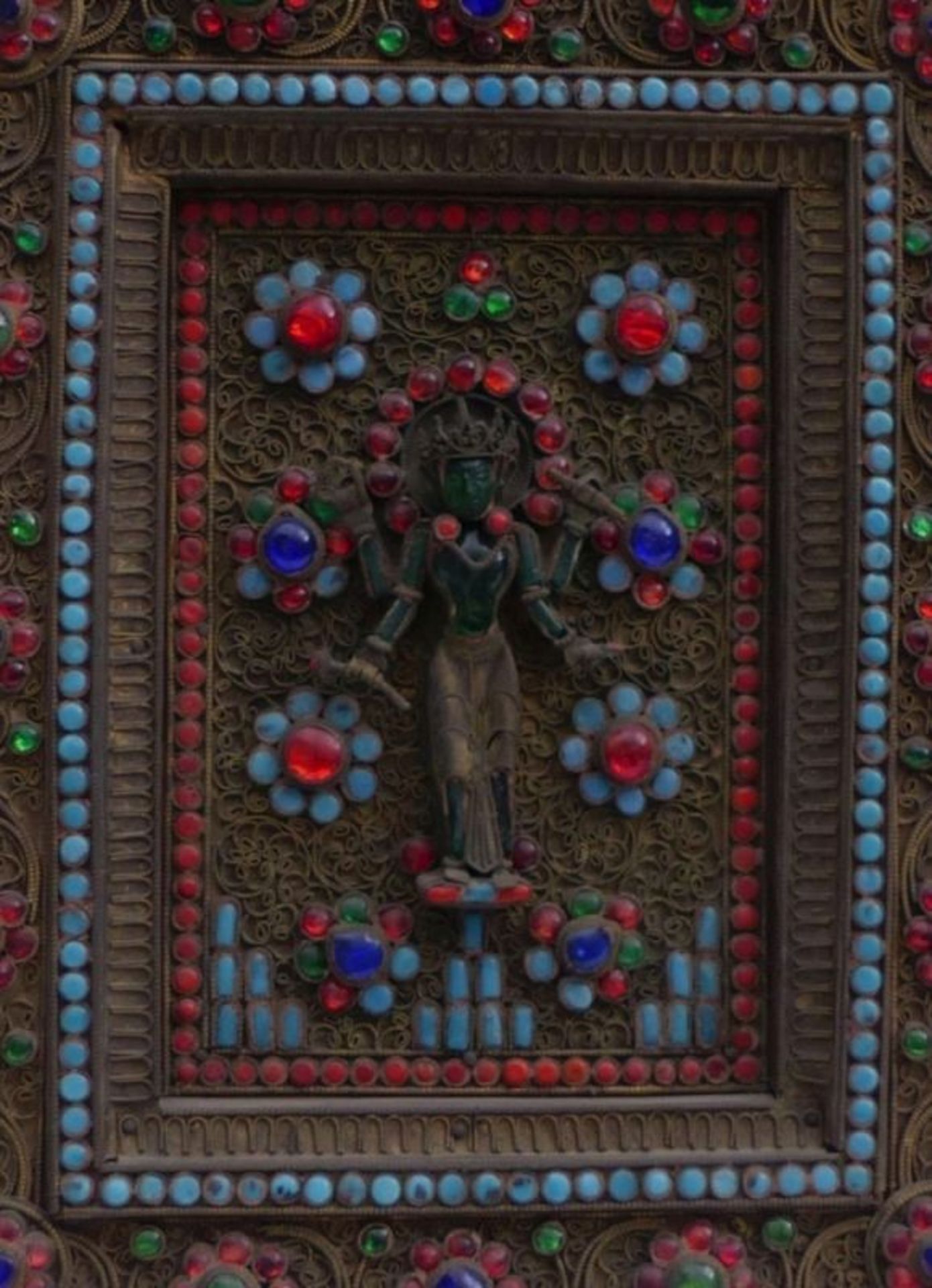Relief mit vierarmigen Padmapani - Bild 3 aus 3