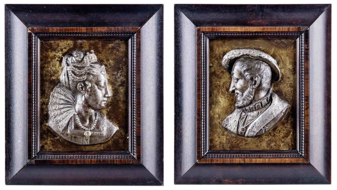 Paar Portraitreliefs eines Königspaares, Wohl 17. Jh. - Image 2 of 4