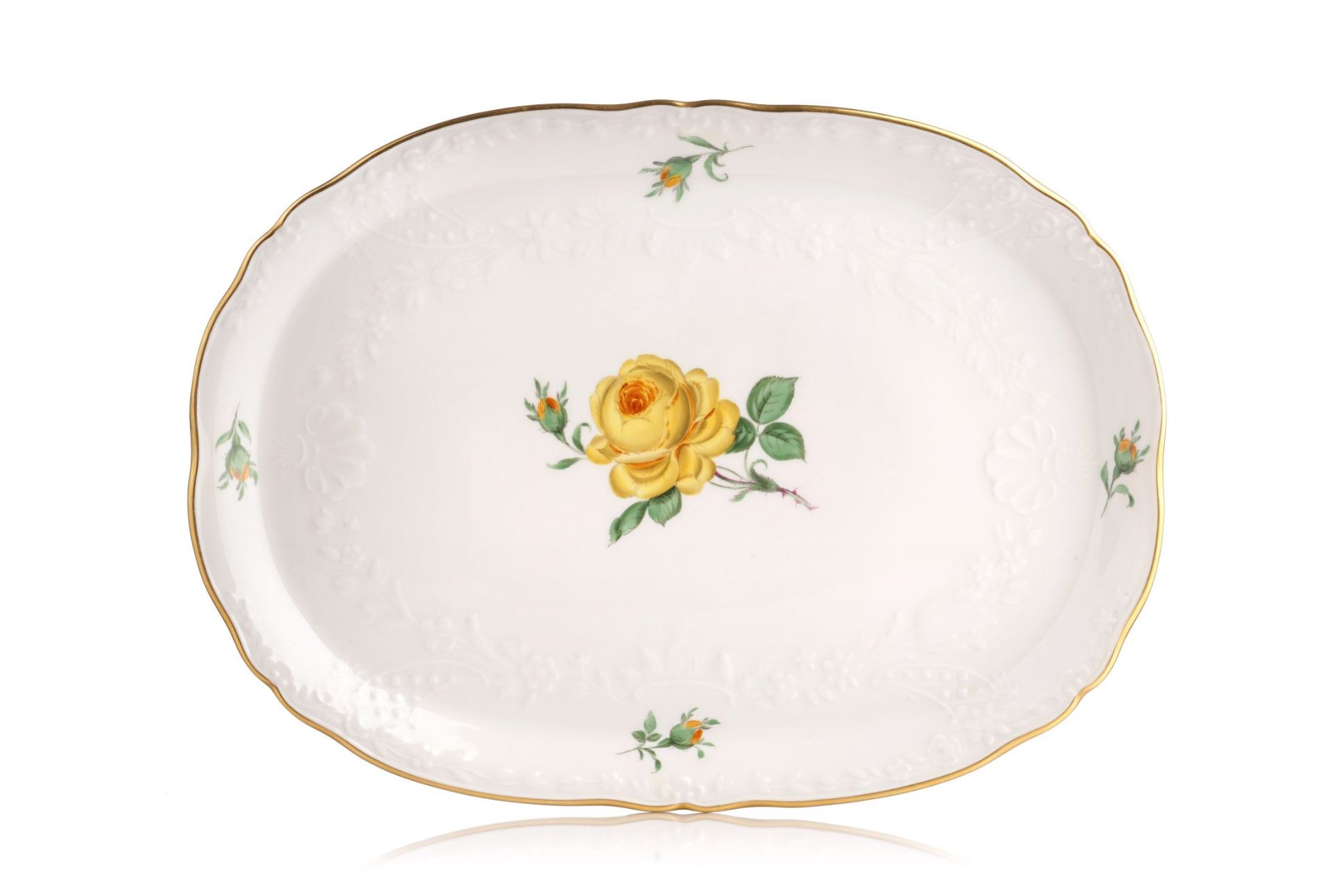 Speiseservice für 12 Personen "Gelbe Rose". Meissen. Um 1970. - Image 3 of 4