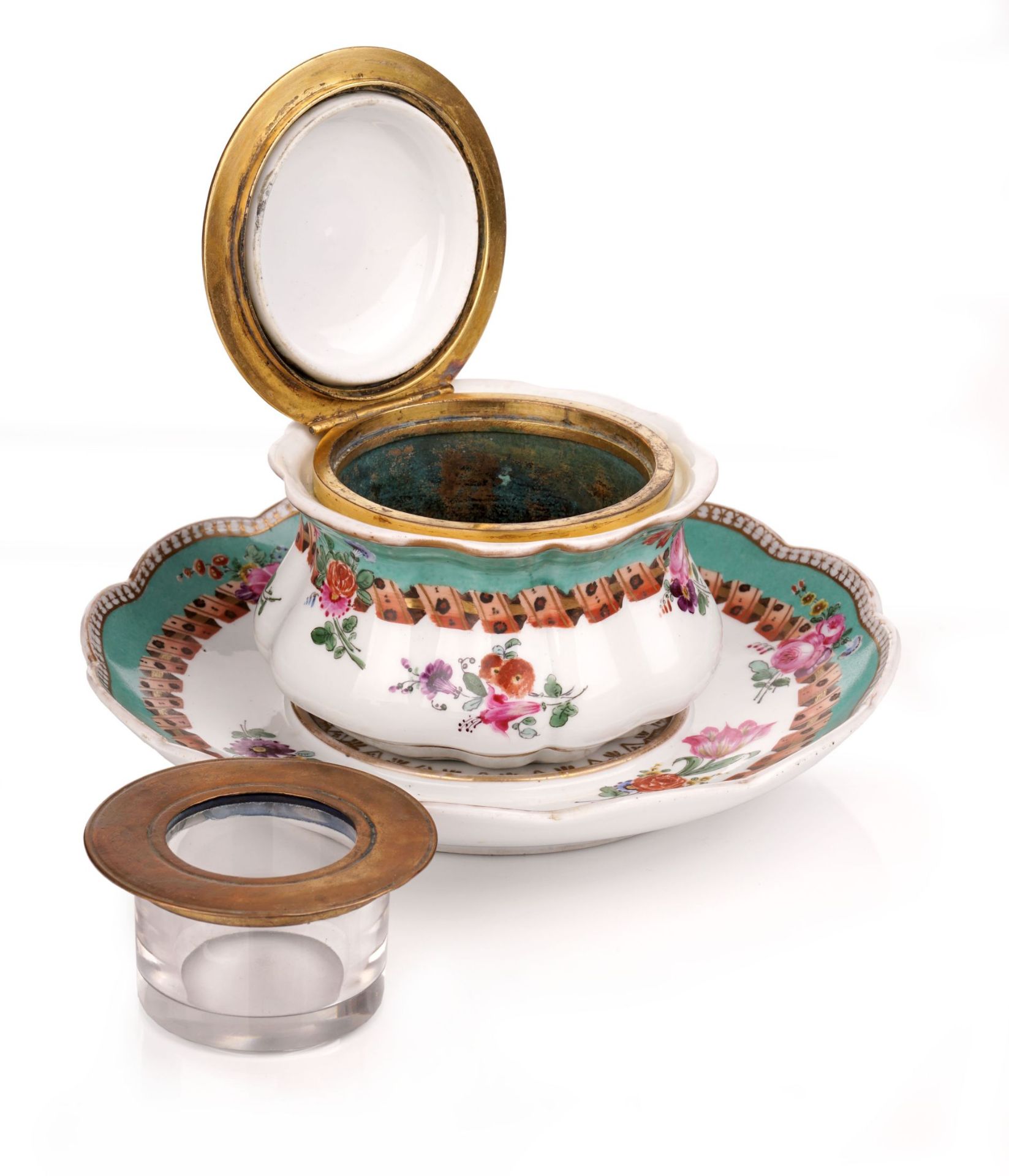 Unikales Tintenfass mit Présentoir mit feiner Blumenmalerei. Meissen. Um 1860. - Image 2 of 2