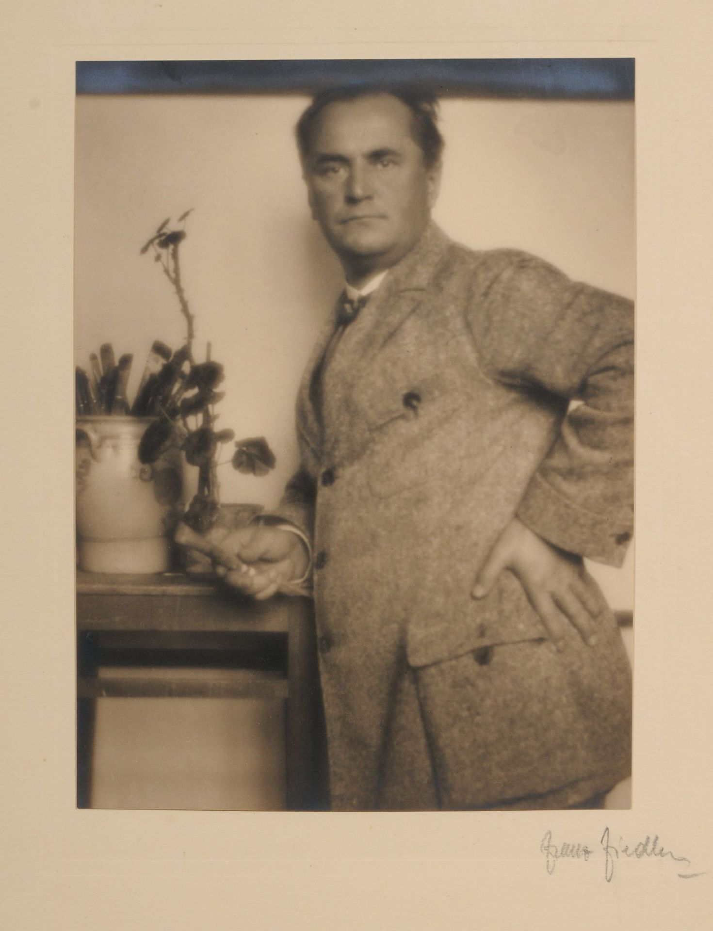 Franz Fiedler, Drei Porträts Arno Drescher. 1925. - Bild 2 aus 3